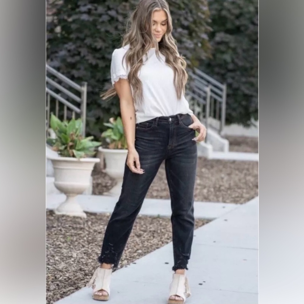 Judy Blue Black Distressed Cropped Straight Leg Stretch Denim Women’s 31 - Picture 15 of 15